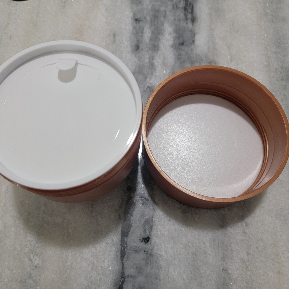 Bath & Body Works At The Beach Body Cream - Picture 4 of 4